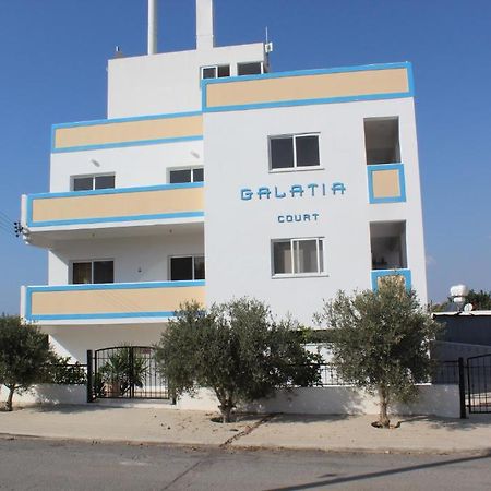 Апартаменты Galatia'S Court Пафос Экстерьер фото